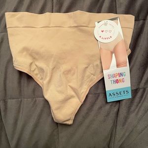 Women’s shaping thong